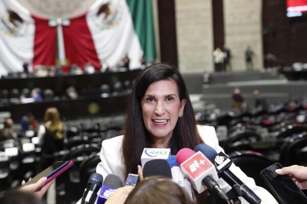 López Rabadán exige responsabilidad y una negociación limpia del TLC con EUA y Canadá